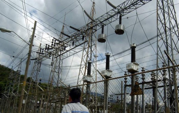 Unas 50 colonias de SPS quedaron sin energía por varias horas