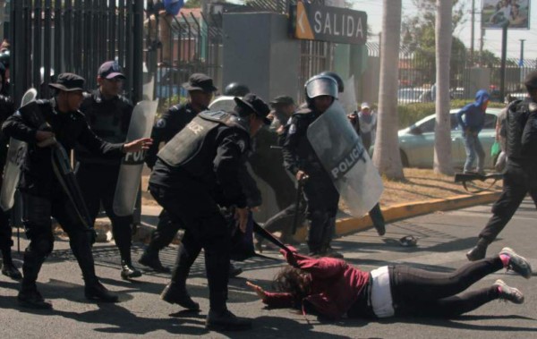 Le exigen a Ortega que libere a los reos políticos antes del 19