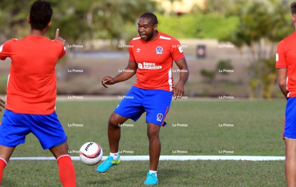 Wilson Palacios estaría listo en tres semanas para jugar con Olimpia