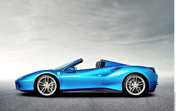 Ferrari estrena nuevo descapotable