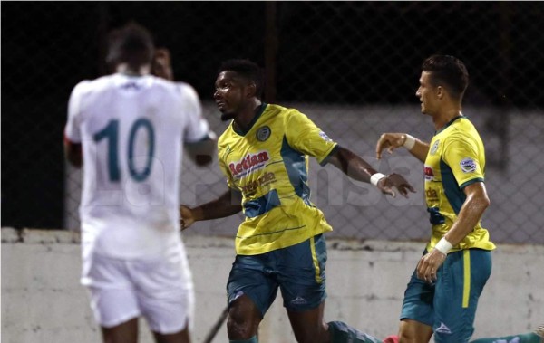 El Juticalpa FC gana en el Excélsior y hunde más al Platense