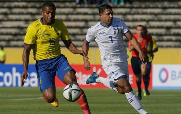 Cambia de horario el duelo entre Honduras - Ecuador