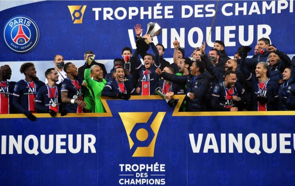 El PSG conquistó el título de la Supercopa de Francia. Foto AFP