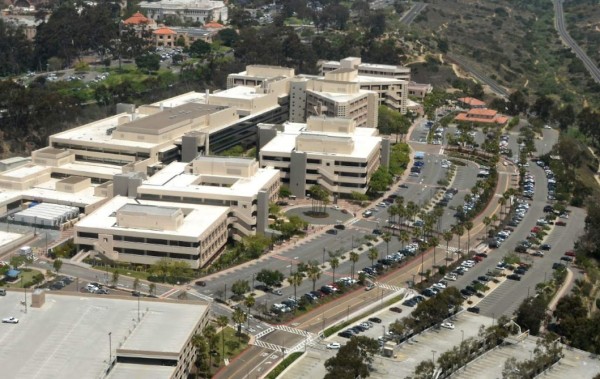 'Atacante activo' en hospital naval de San Diego