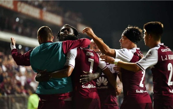 Saprissa venció a Tigres en la Concachampions, pero Rubilio Castillo se comió un gol cantado