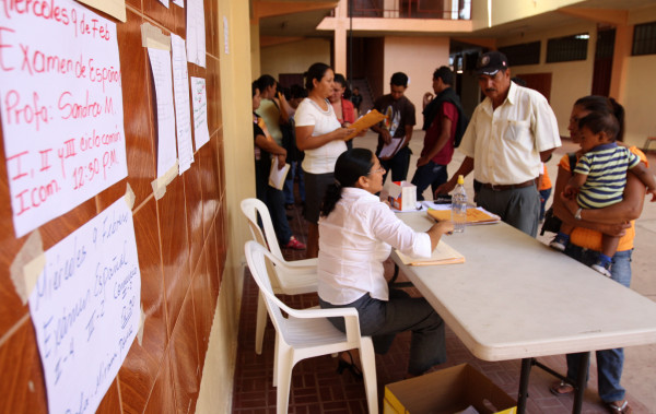 Honduras: Investigan corrupción en Matrícula Gratis