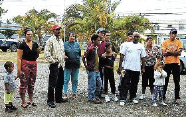 Llegan otros 13 balseros cubanos, los primeros del año