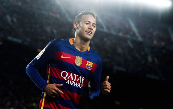 Neymar habría renovado hasta 2021 con el Barcelona