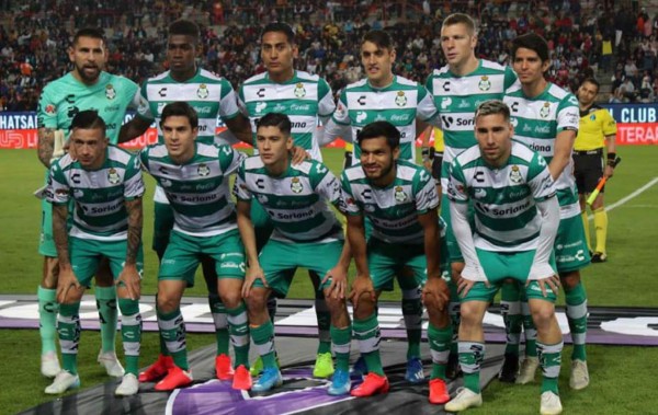 Ocho futbolistas del Santos Laguna dan positivo por coronavirus