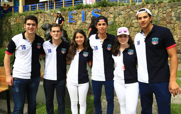 Entrada de los promoción 2016 de la EIS