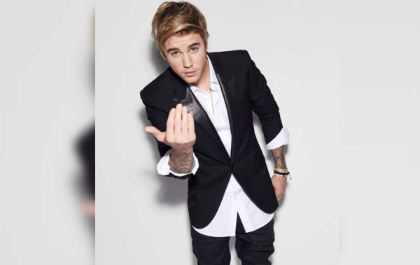 Justin Bieber intenta 'componer los pedazos de su corazón roto”