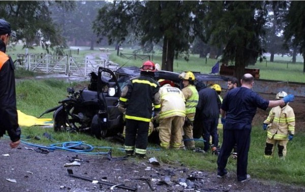 Mueren cuatro hinchas de Boca Juniors en fatal accidente cuando iban a ver la final de la Copa Libertadores