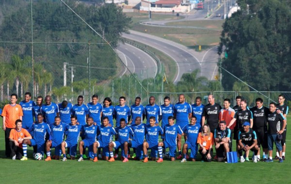 Dan asueto a empleados públicos para ver partido de Honduras ante Ecuador