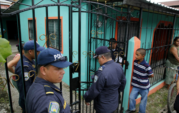 Matan de un tiro a joven embarazada
