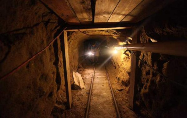 Descubren narcotúnel en territorio dominado por 'El Chapo'