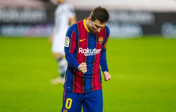 Un gol de Messi salva a un gris Barcelona contra el Levante