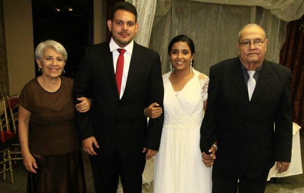 Elegante enlace Alvarado Peña