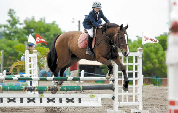 Caballos, amazonas y jinetes en El Carmen