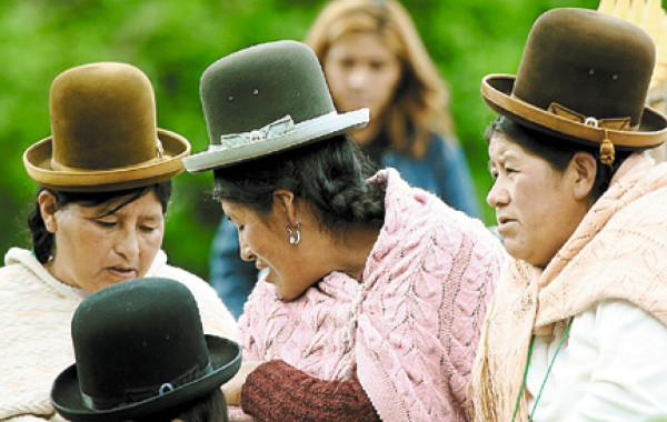 Cholitas, tradición de polleras y sombreros
