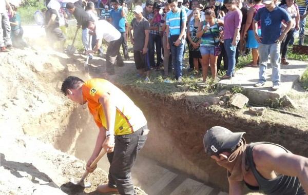 Crimen pasional, hipótesis de la muerte de cinco mujeres