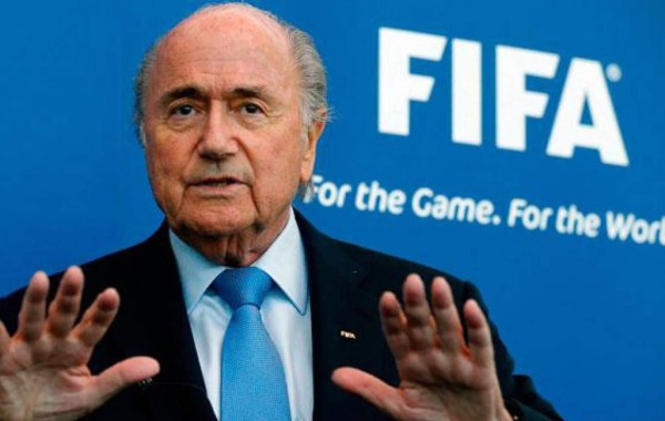 Blatter convoca una conferencia de prensa para el lunes