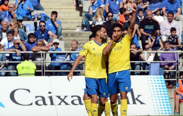 Jonathan Mejía marca en valioso empate del Cádiz por el ascenso