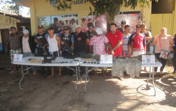 Capturan a seis personas por asesinato de Arnold Peralta