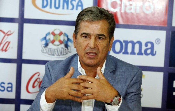 Jorge Luis Pinto: 'Ningún jugador tiene las puertas cerradas'