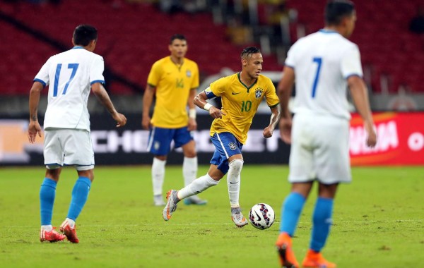 Peruanos quieren asfixiar a Neymar en la Copa América