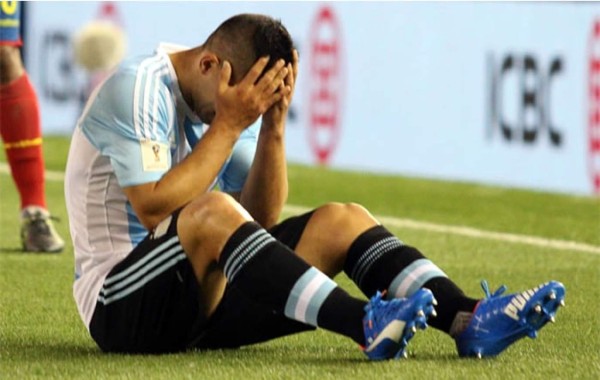 El 'Kun' Agüero, un mes de baja tras su lesión con Argentina