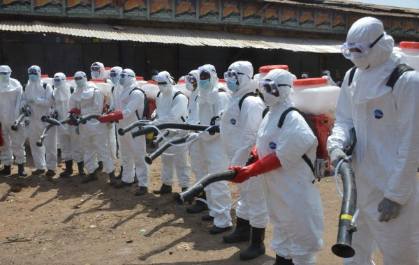 América cierra con 25,000 muertes la semana 'más dura' del COVID-19