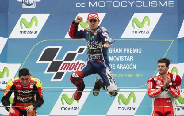Lorenzo gana la carrera de MotoGP en Aragón, Márquez 13º tras caída &nbsp;&nbsp;