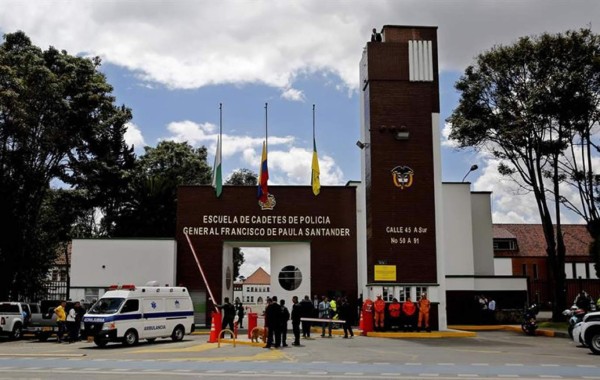 El Gobierno colombiano responsabiliza al ELN del atentado terrorista en Bogotá