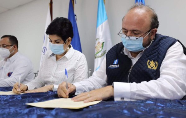 Honduras y Guatemala inician operaciones como aduanas periféricas
