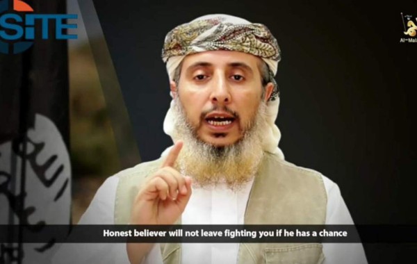 Al Qaida culpa a Obama de muerte de rehenes en Yemen