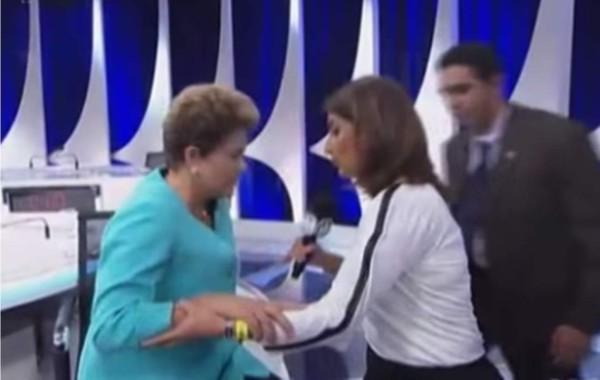 A la presidenta de Brasil, Dilma Rousseff, se le bajó la presión en plena entrevista hace dos días después de tener su segundo debate con el candidato rival a la presidencia, Aécio Neves. Foto YouTube.