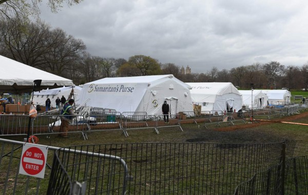 Hospital del Central Park cerrará ante caída en los casos de COVID-19 en Nueva York