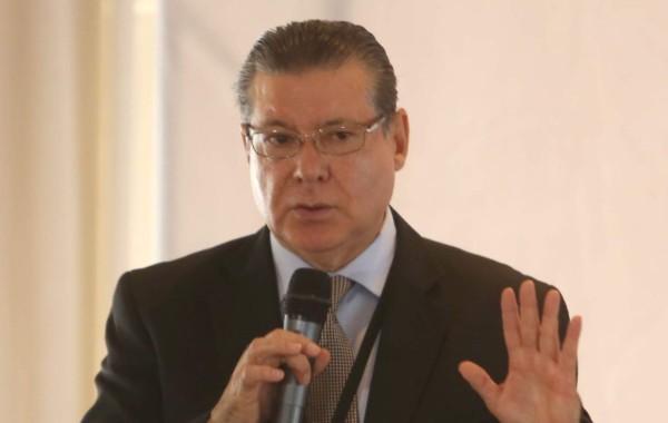 Con solo 4 de 10 miembros MER se iniciarán comicios