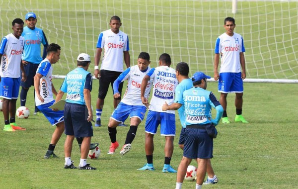 Honduras alista sus piezas en Cuernavaca de cara al duelo ante México