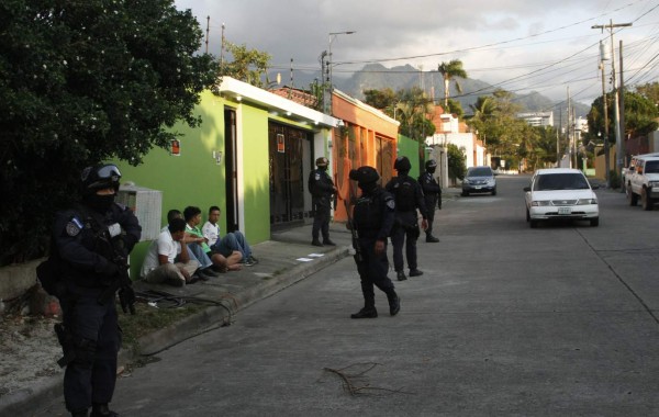 Suman L10 millones los hallados en histórico operativo antiextorsión