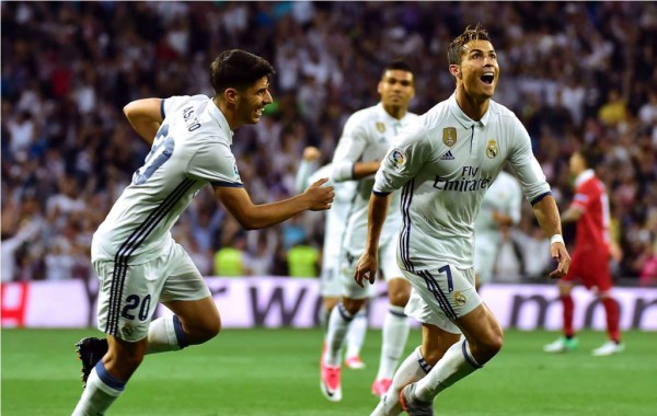Real Madrid acaricia la Liga Española tras aplastar al Sevilla