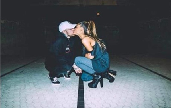 Ariana Grande rinde conmovedor tributo a Mac Miller