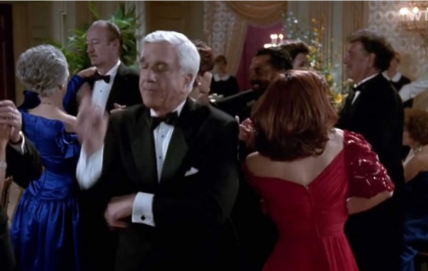 Se viraliza video de famosos actores bailando 'Uptown Funk'