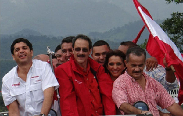 Mauricio Villeda ofrece empleo en zona rural