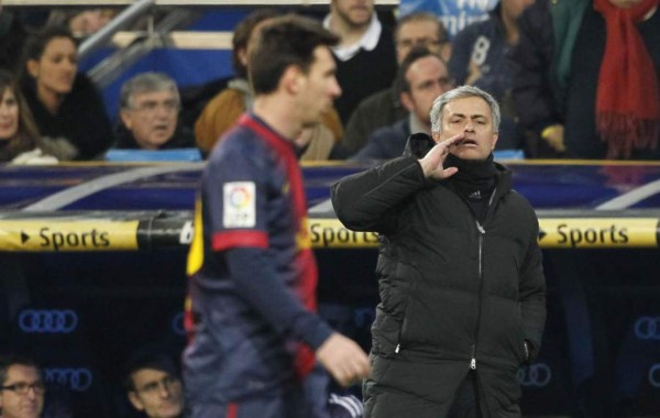 Mourinho: 'Es más fácil ganar la Champions con Messi'