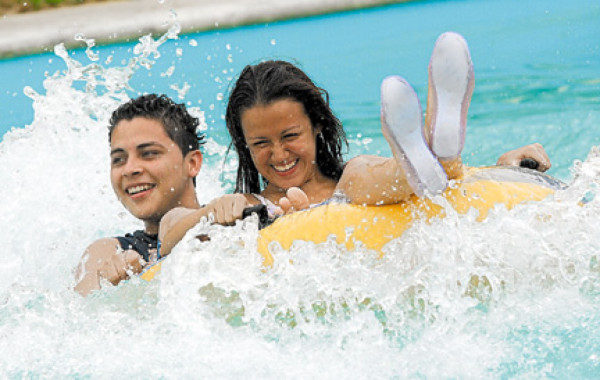 Veraneantes se despiden de la Semana Santa