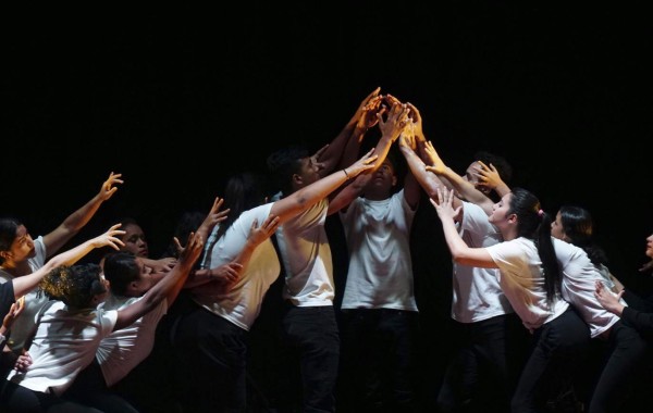 Presentación 'Dancing to connect ” en el CCS