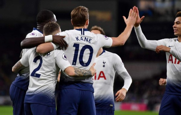 Video: Tottenham goleó al Cardiff en su primer partido del 2019