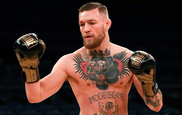 McGregor advierte a Mayweather que 'cometió un error'
