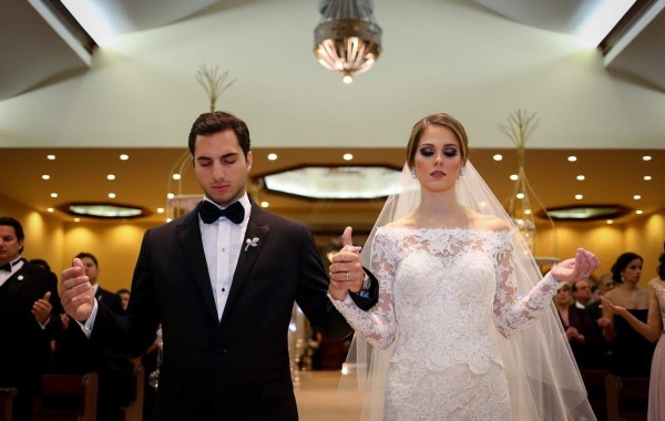 Espectacular pareja, Mario Alberto Canahuati Farah y Leila Sofía Kafati Chinchilla.